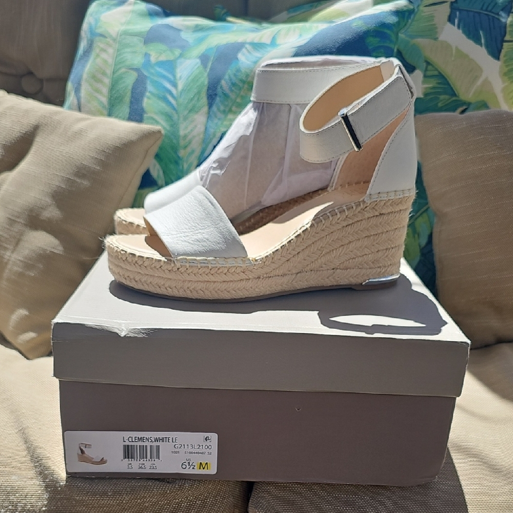 Franco Sarto White Leather Clemens Espadrille Wedge Sandals